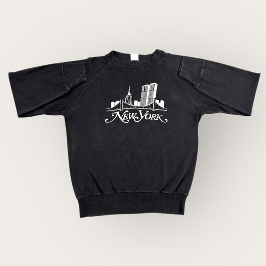 Vintage 90s New York City skyline twin towers empire state souvenir sweatshirt