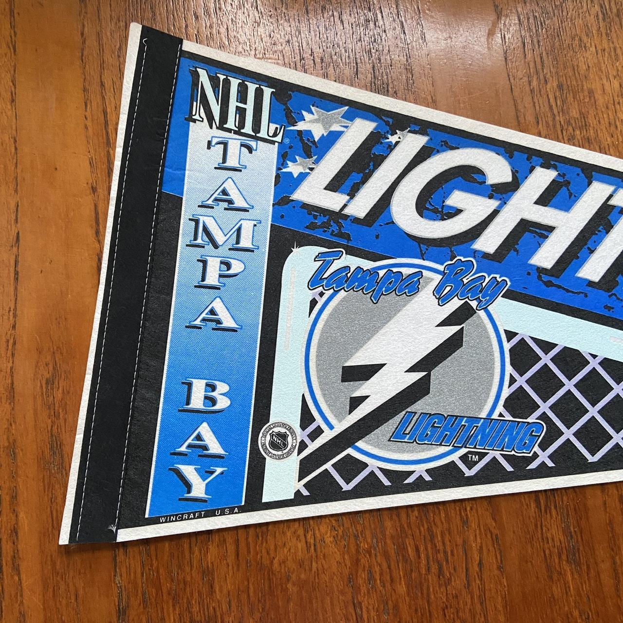 Vintage 90s USA Tampa Bay Lightning NHL ice hockey felt pennant