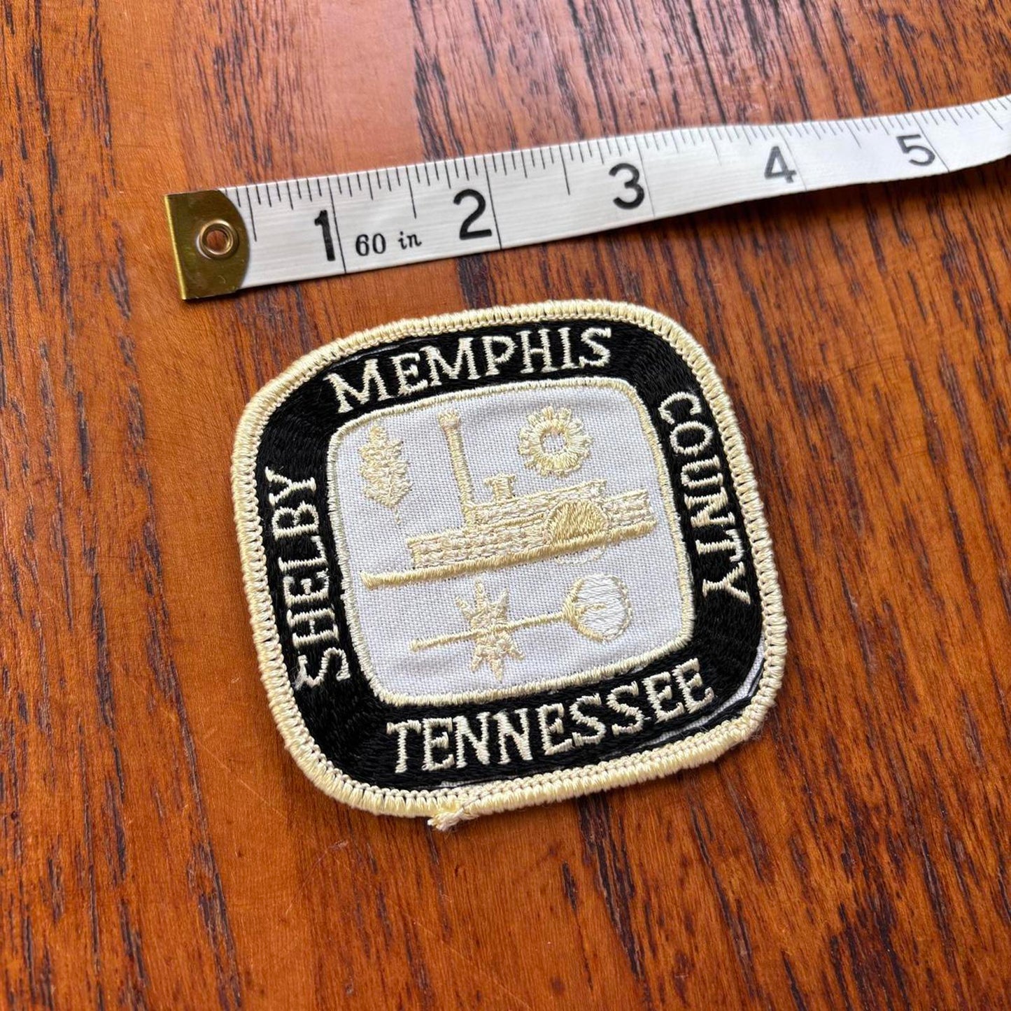 Vintage 90s USA Memphis Tennessee steamboat souvenir embroidered patch