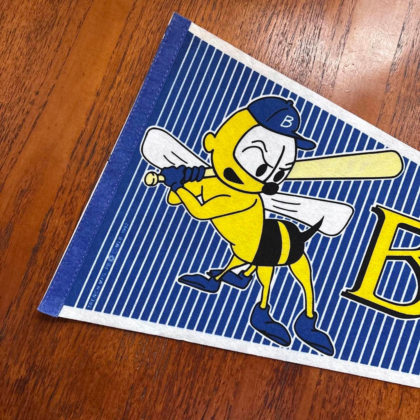 Vintage 90s USA Burlington Bees Iowa minor league baseball felt pennant