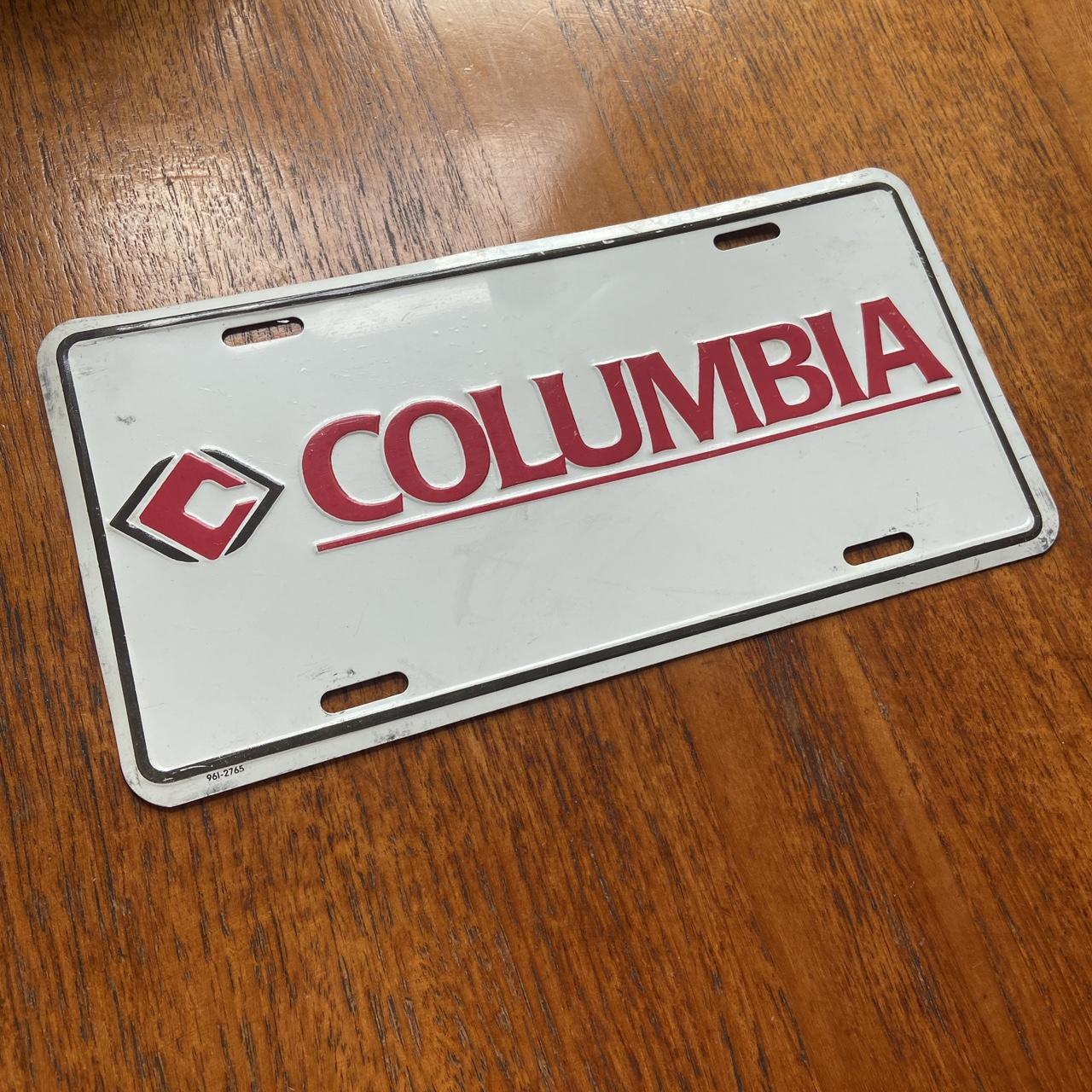 Vintage 90s USA Columbia Connecticut souvenir promotional American license plate