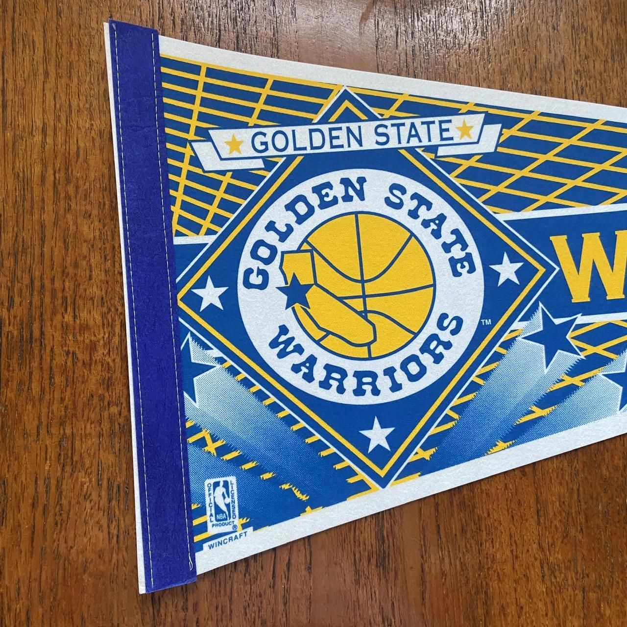 Vintage 90s USA Golden State Warriors NBA basketball felt pennant