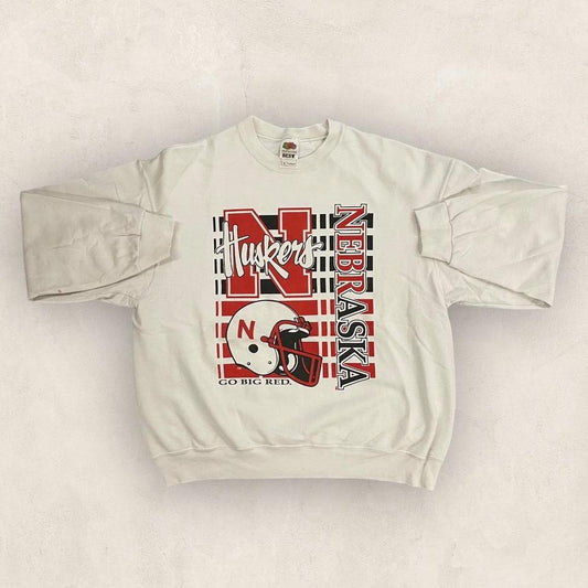 Vintage 90s USA Nebraska Huskers university varsity American Football graphic sweatshirt