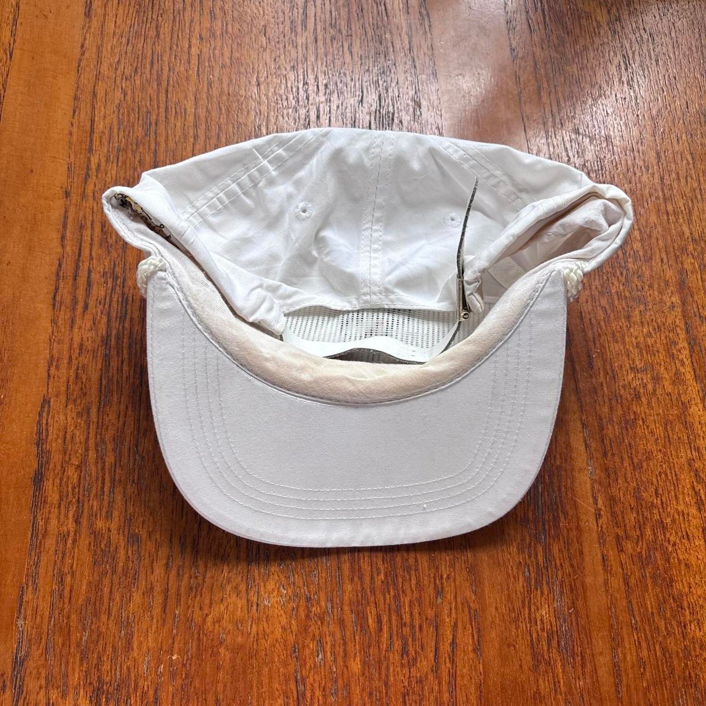Vintage 90s USA Mickey Mouse Disney promotional graphic cap