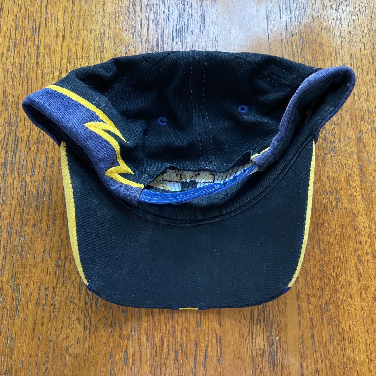 Vintage 90s USA Michigan Wolverines college varsity promotional graphic cap