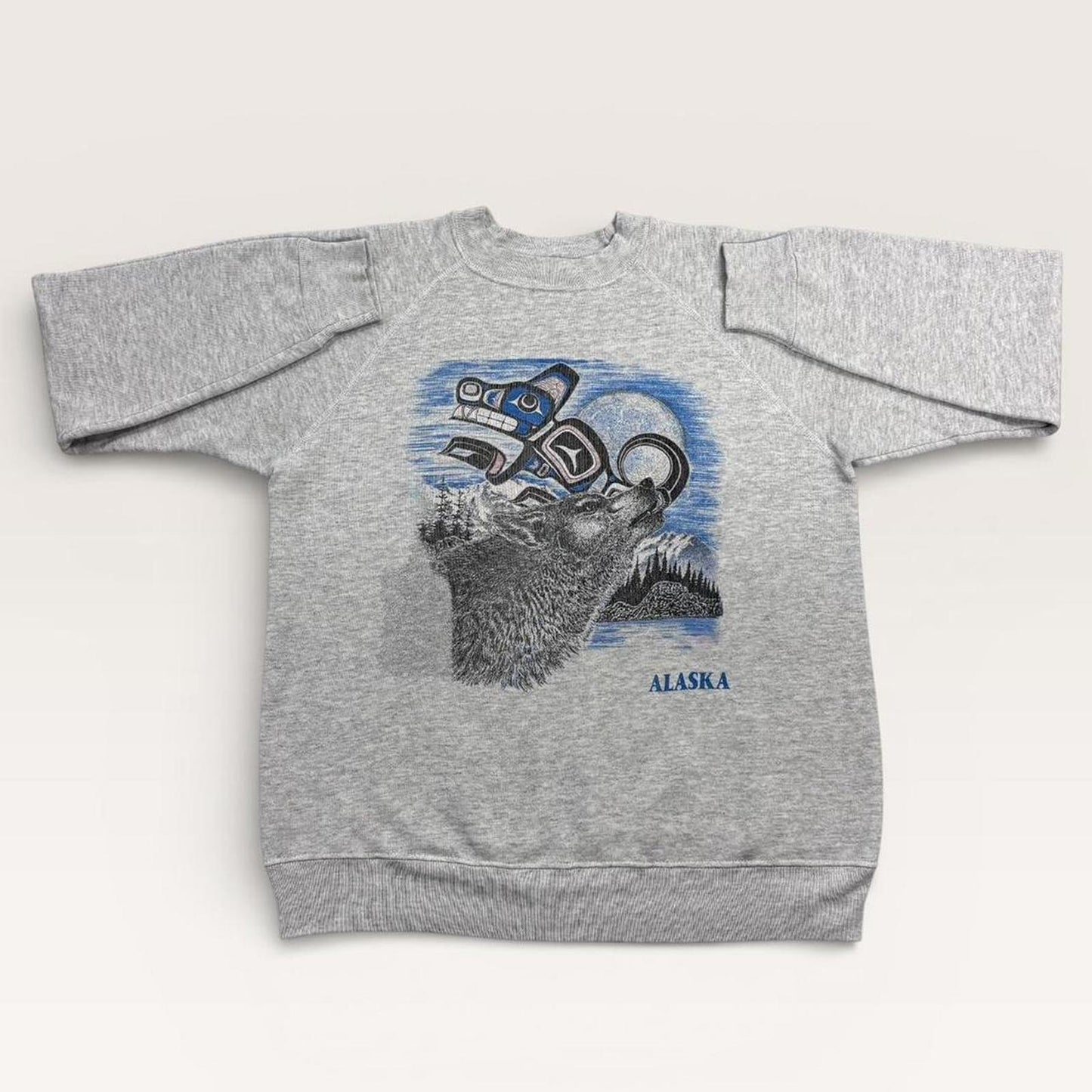 Vintage 90s USA Alaska wolf nature wildlife native art sweatshirt
