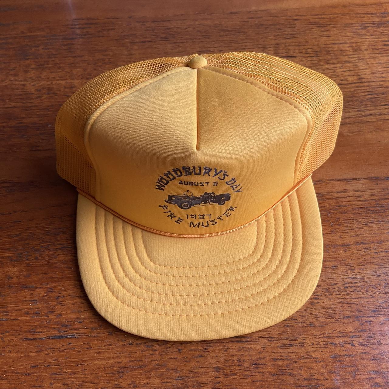 Vintage 80s USA Woodbury days festival Minnesota fire muster graphic trucker cap