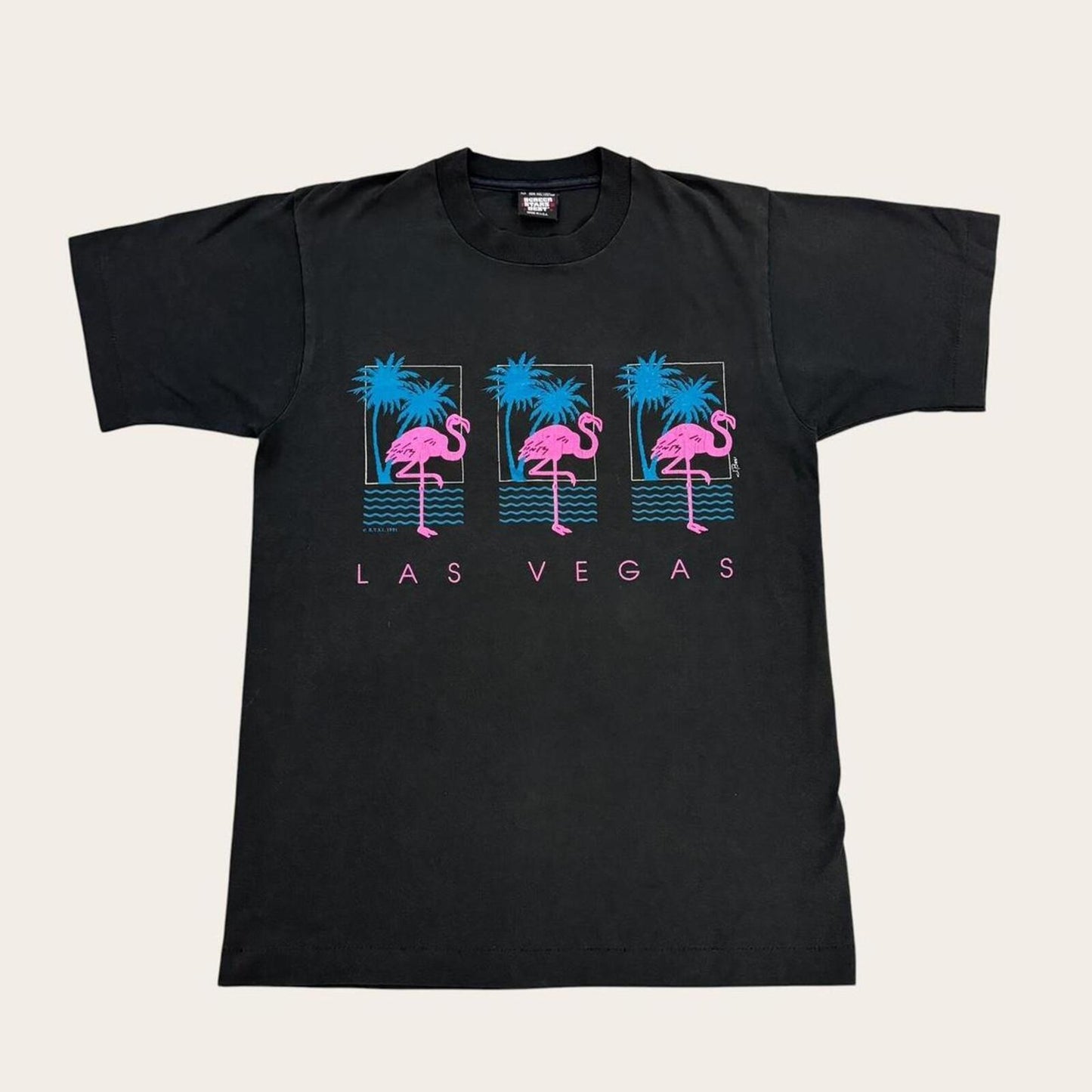 Vintage 90s USA Las Vegas palm trees flamingos souvenir t-shirt