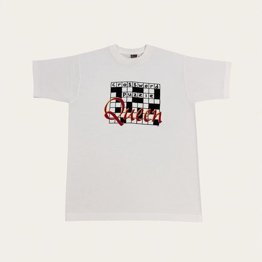 Vintage 90s USA crossword puzzle queen graphic t-shirt