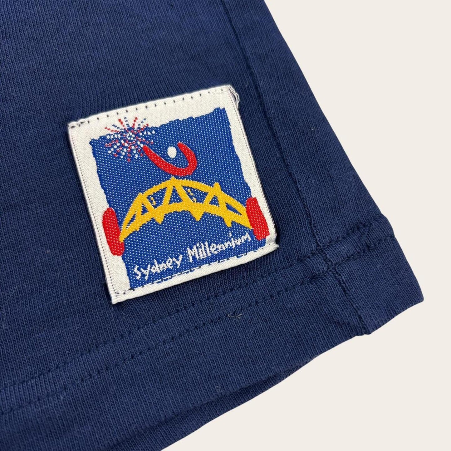 Vintage Y2K Sydney Australia millennium celebration fireworks souvenir t-shirt