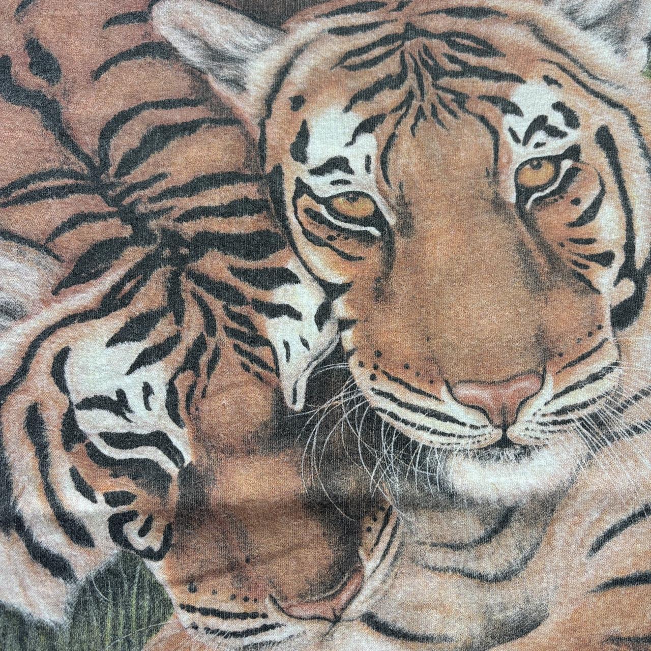 Vintage 90s USA tigers nature wildlife animals t-shirt