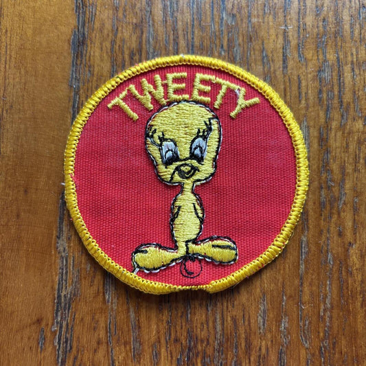 Vintage 90s USA Tweety bird Looney Tunes cartoon embroidered patch