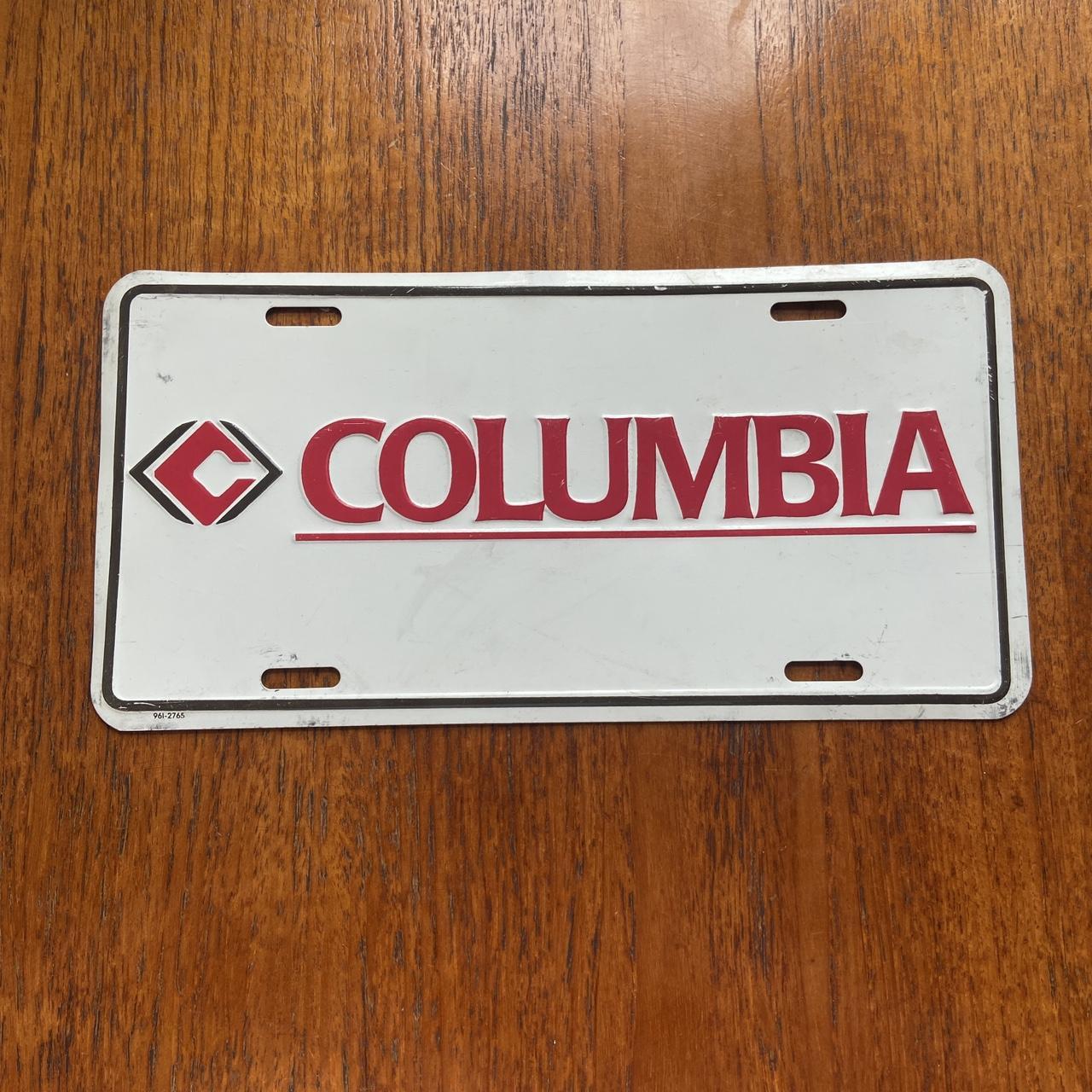 Vintage 90s USA Columbia Connecticut souvenir promotional American license plate