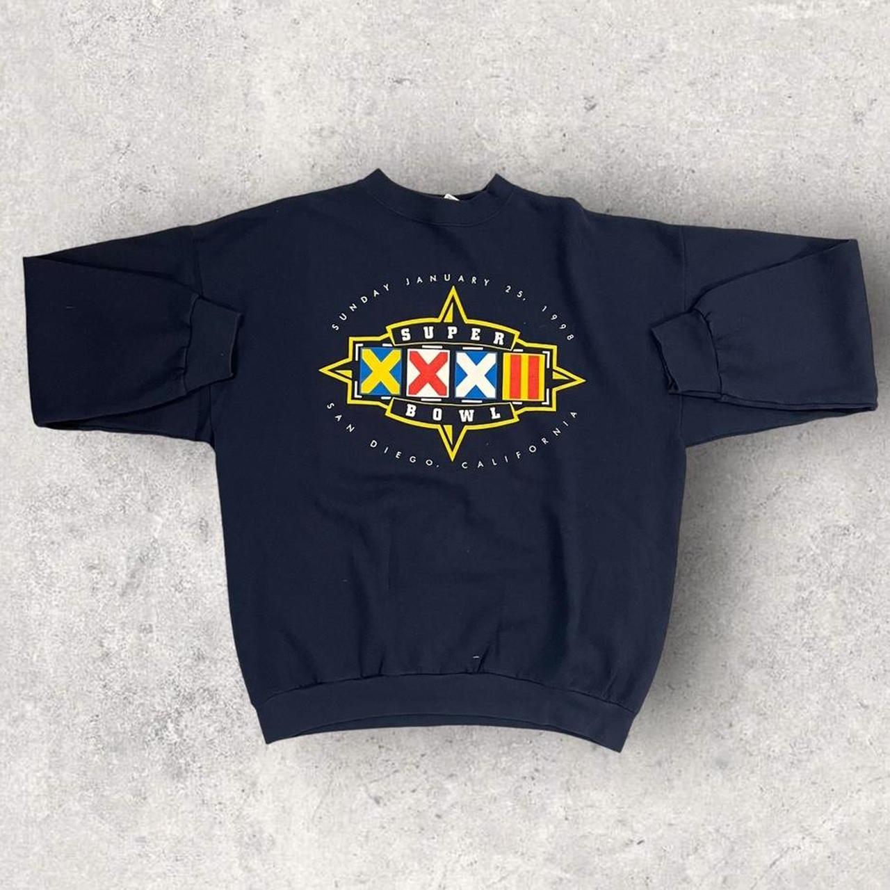 Vintage 90s USA Super Bowl 32 San Diego California NFL American Football graphic sweatshirt