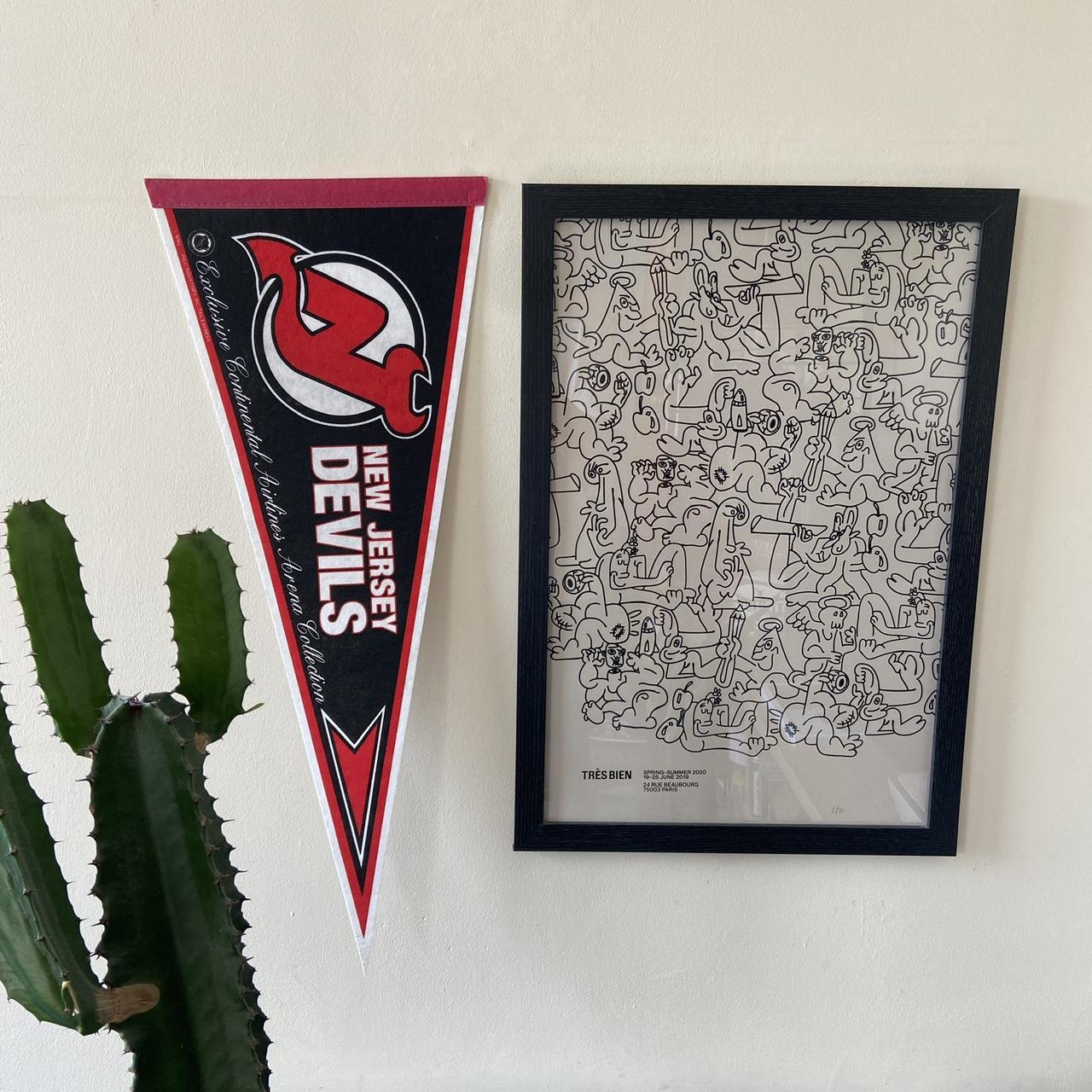 Vintage 90s USA New Jersey Devils NHL ice hockey felt pennant