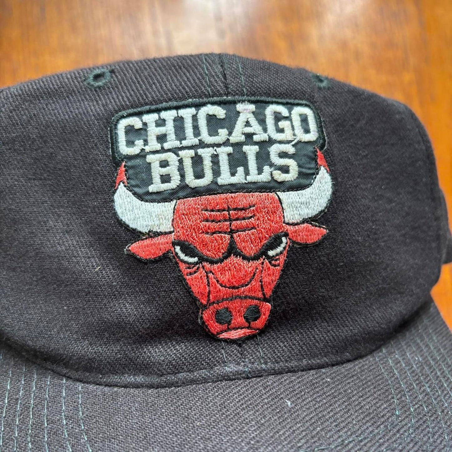 Vintage 90s USA Chicago Bulls NBA basketball graphic cap