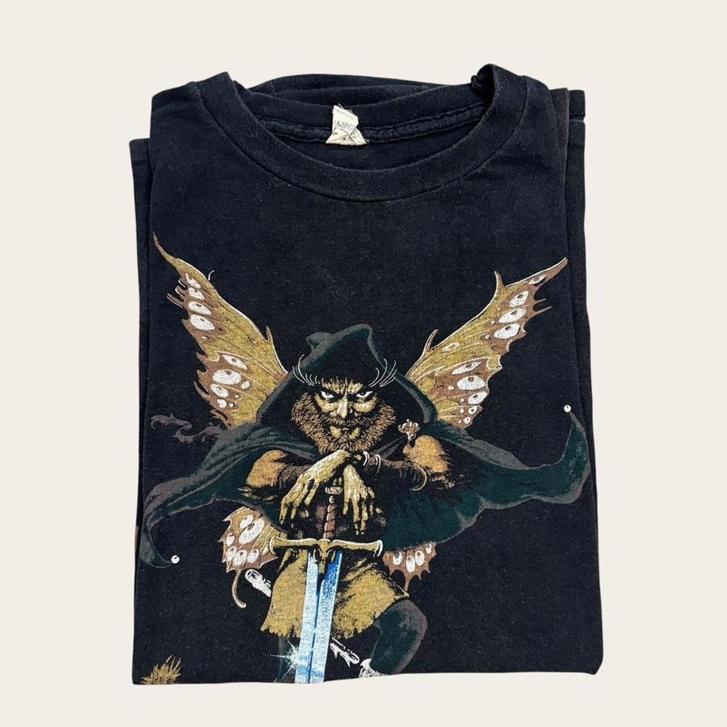 Vintage 80s Jethro Tull Broadsword And The Beast rock music band t-shirt