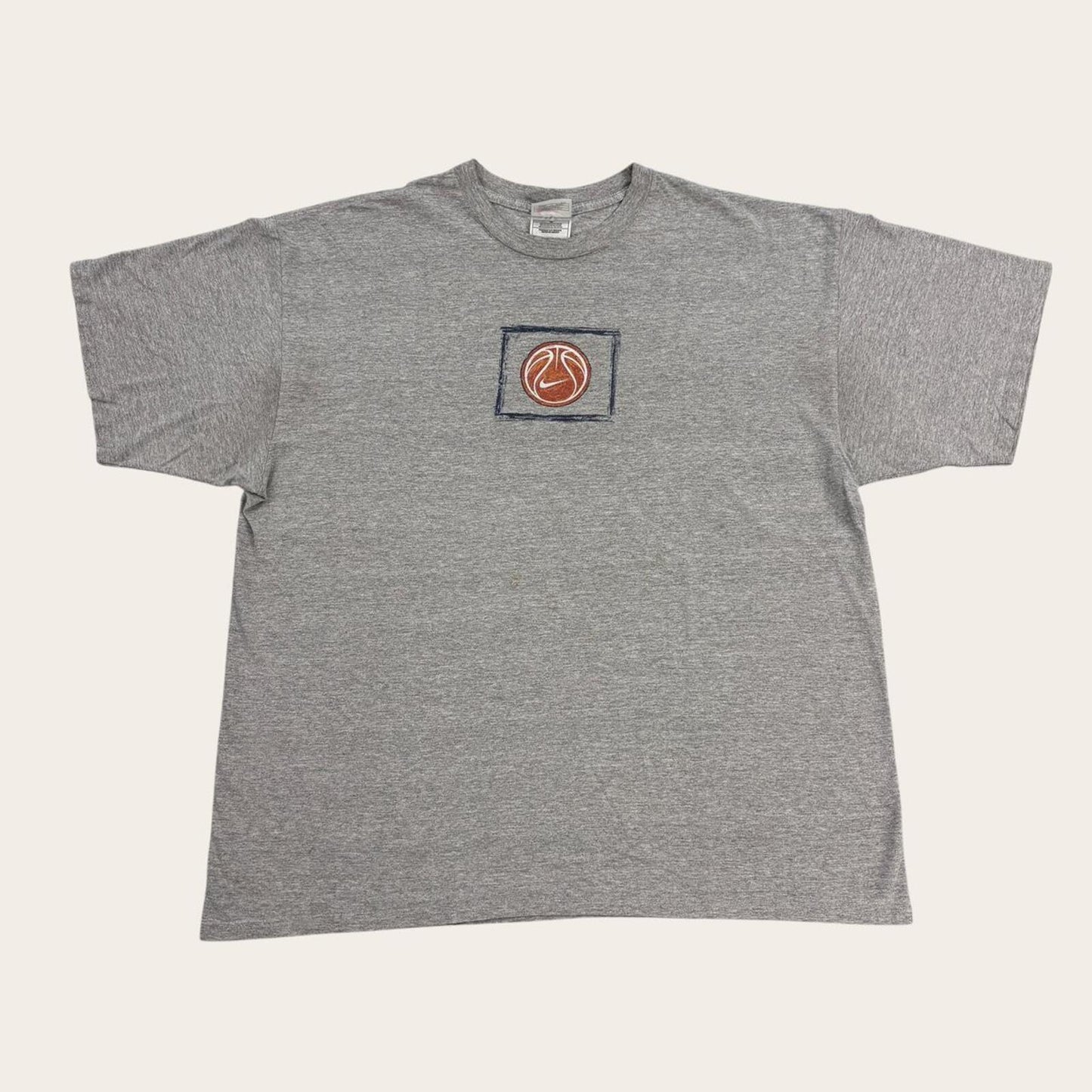 Vintage Y2K Nike basketball graphic t-shirt
