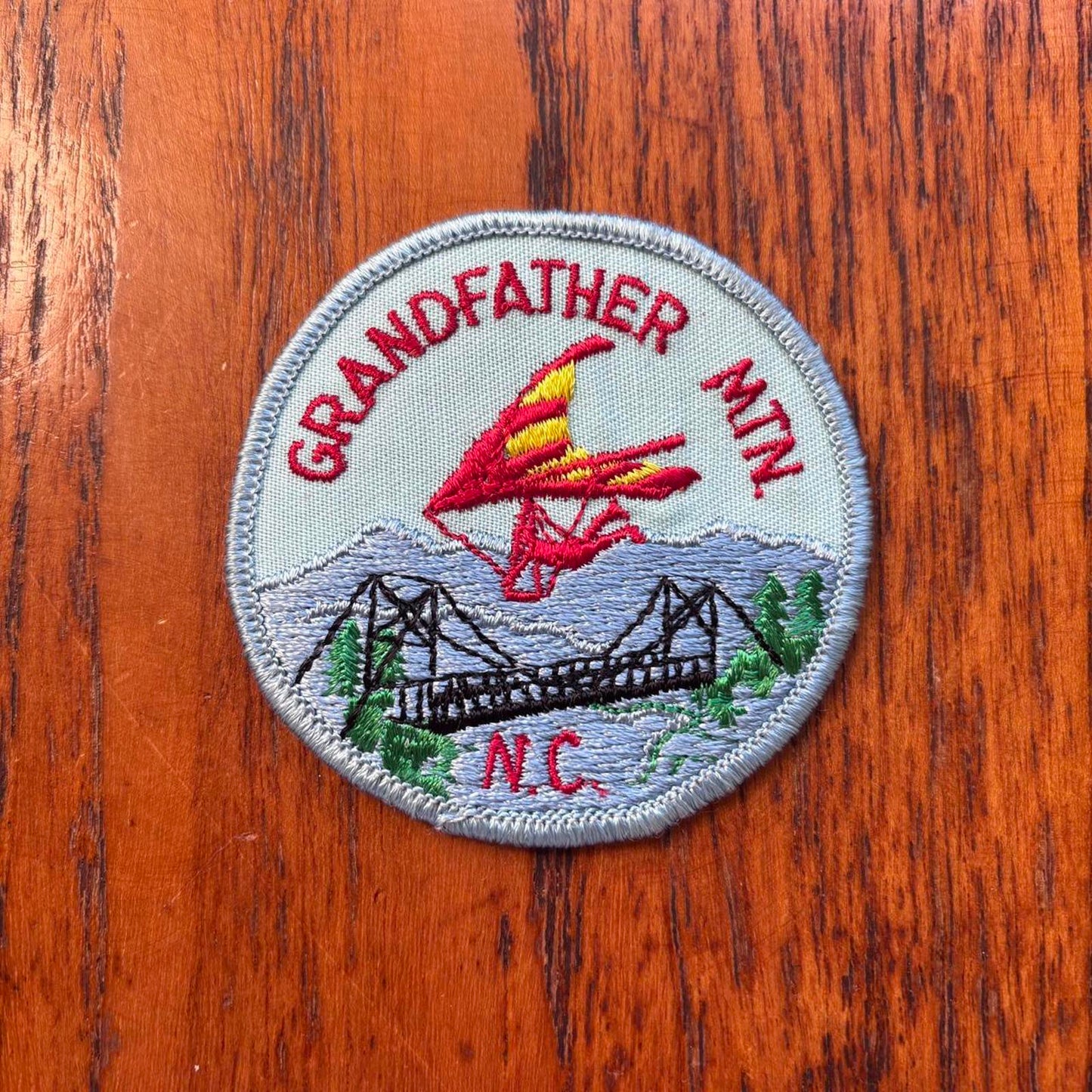 Vintage 90s USA Grandfather Mountain North Carolina embroidered patch