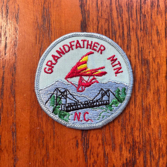 Vintage 90s USA Grandfather Mountain North Carolina embroidered patch