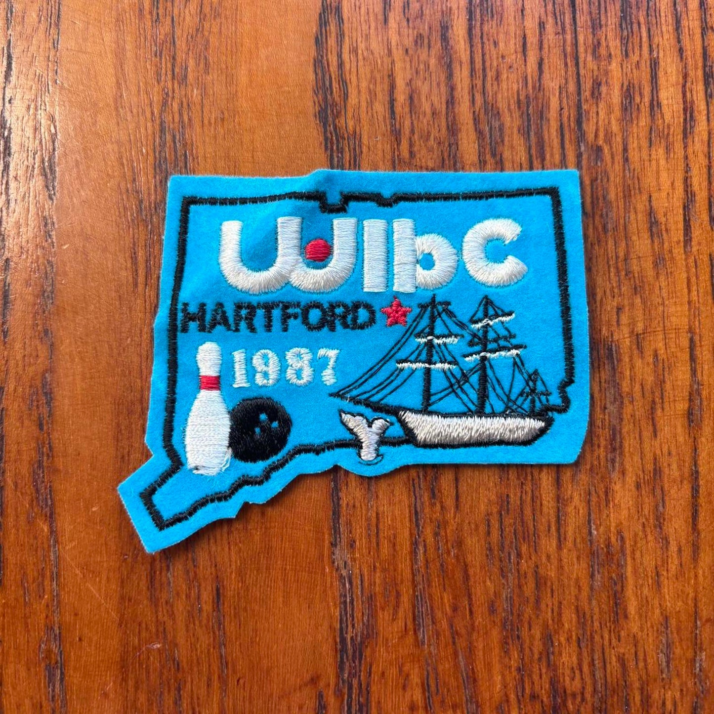 Vintage 80s USA WIBC bowling Hartford Connecticut embroidered patch
