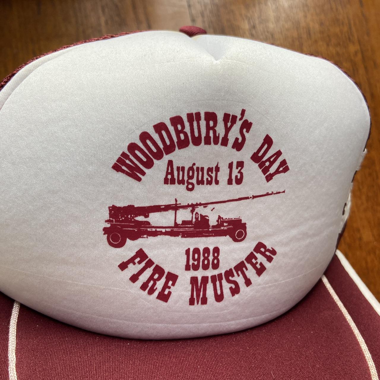 Vintage 80s USA Woodbury days festival Minnesota fire muster graphic trucker cap