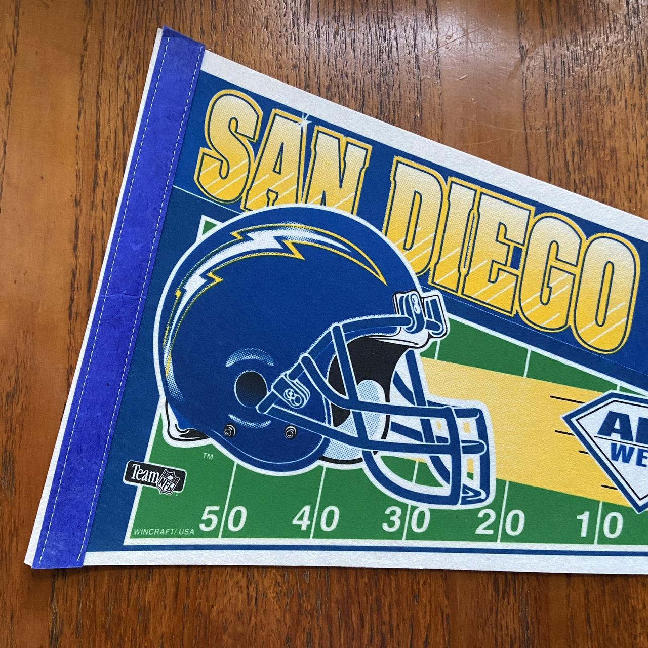 Vintage 90s USA San Diego Chargers NFL American Football felt pennant