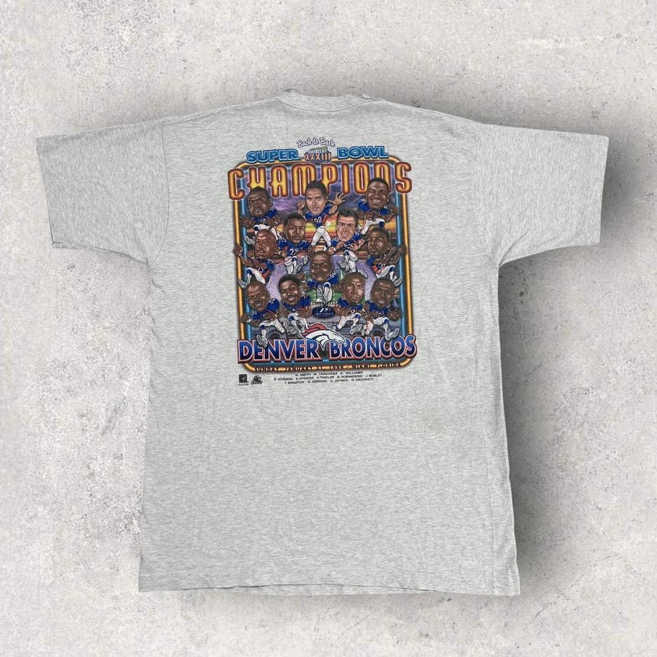 Vintage 90s USA Super Bowl 33 NFL American Football Denver Broncos graphic t-shirt