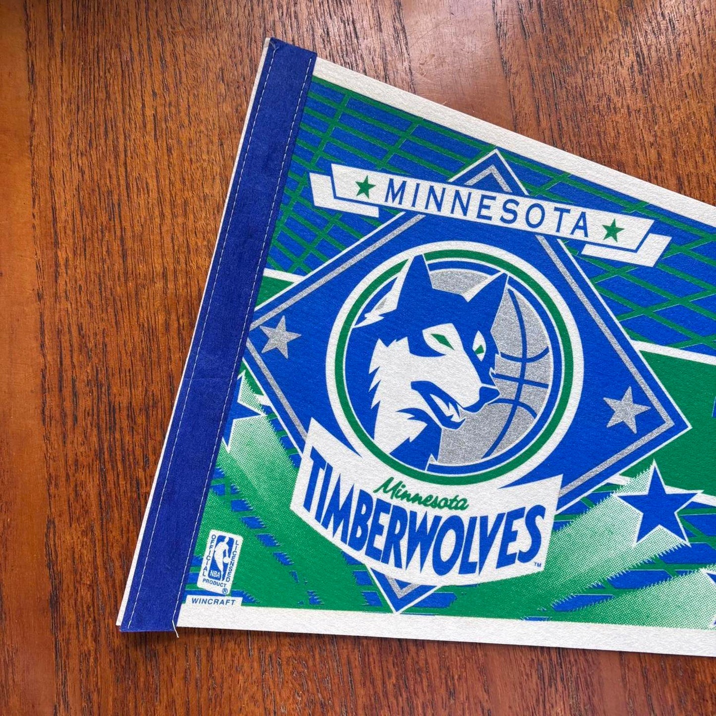 Vintage 90s USA Minnesota Timberwolves NBA basketball felt pennant