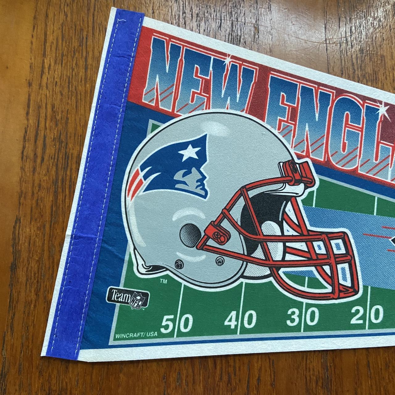 Vintage 90s USA New England Patriots NFL American Football felt pennant