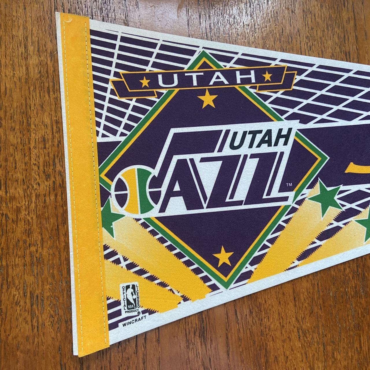 Vintage 90s USA Utah Jazz NBA basketball felt pennant