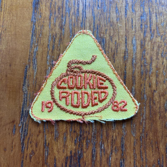 Vintage 80s USA Girl Scouts cookie rodeo embroidered patch