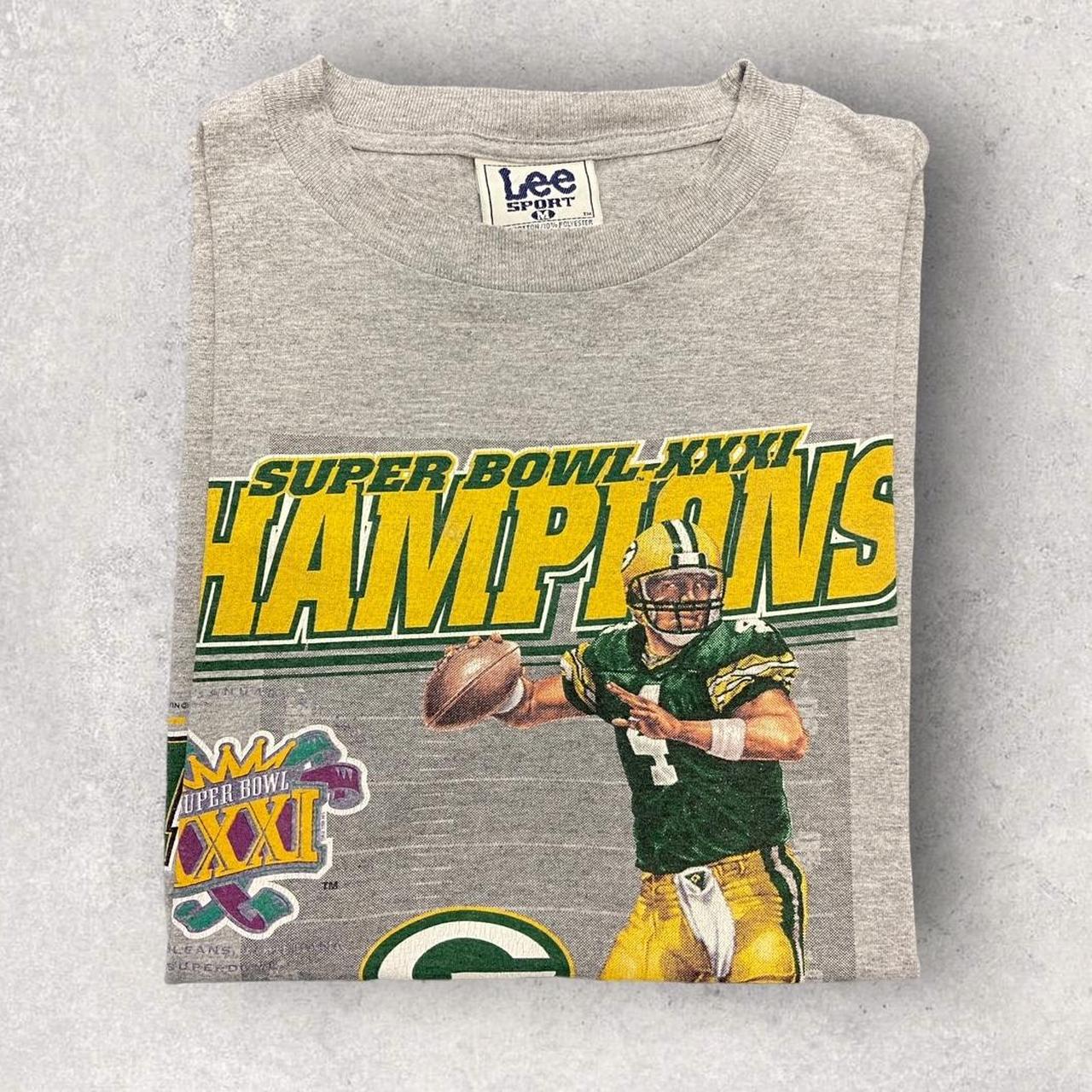 Vintage 90s USA Brett Favre Green Bay Packers Super Bowl 31 NFL American Football graphic t-shirt