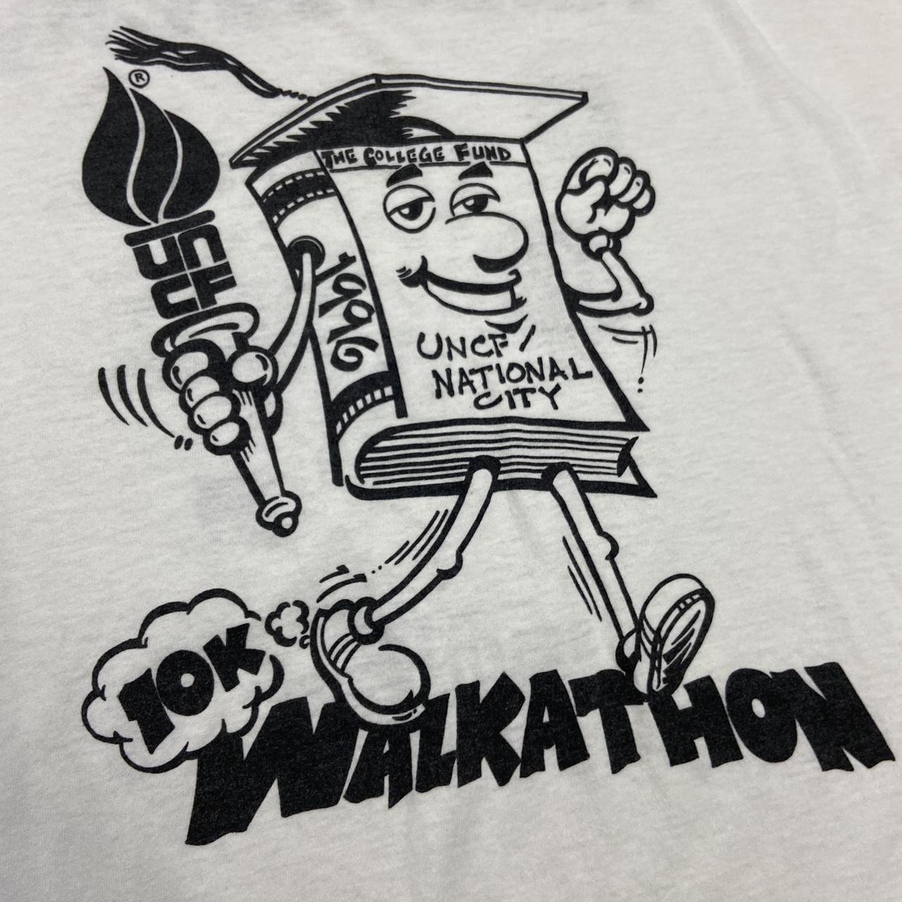 Vintage 90s USA walkathon 10k united college fund 96 single stitch graphic white t-shirt