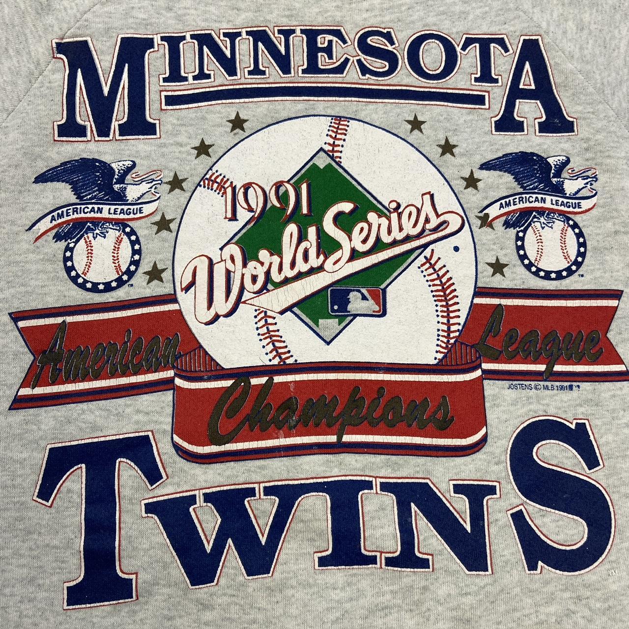 Vintage 90s USA Minnesota Twins World Series champions MLB Baseball promotional graphic sweatshirt