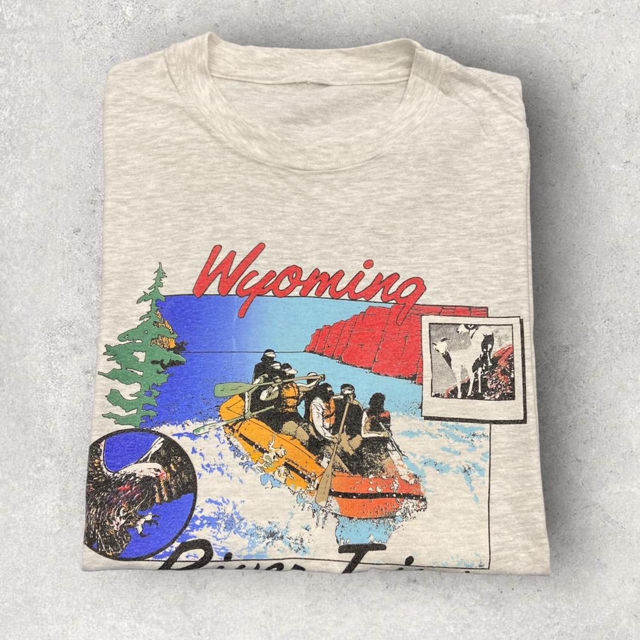 Vintage 90s USA Wyoming river trips rafting nature wildlife promotional graphic t-shirt