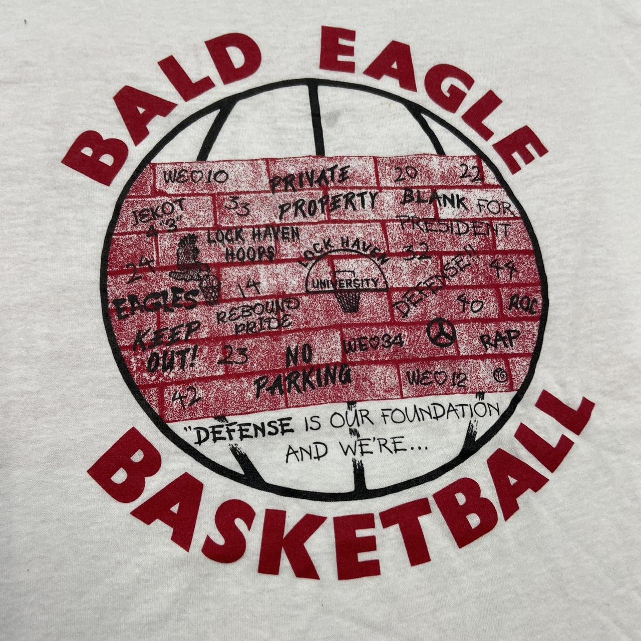 Vintage 90s USA bald eagle basketball promotional graphic t-shirt