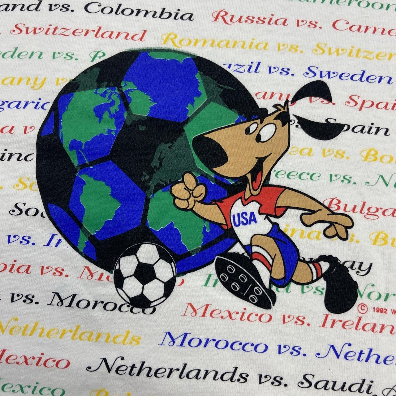 Vintage 90s USA World Cup 94 football tournament promotional graphic t-shirt