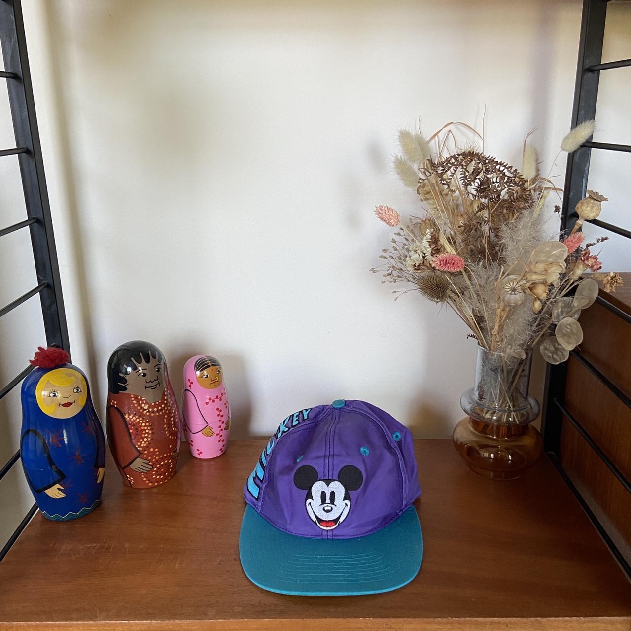 Vintage 90s USA Mickey Mouse Walt Disney land embroidered purple cap