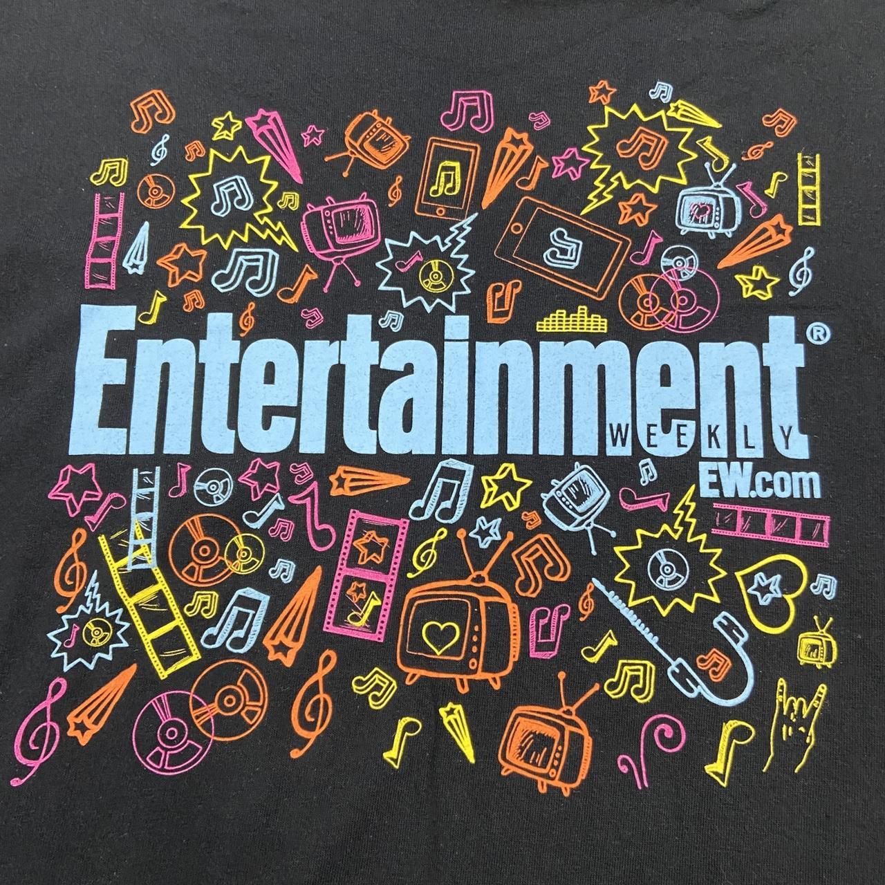 Vintage 2000s Entertainment Weekly TV News journalism promotional graphic t-shirt