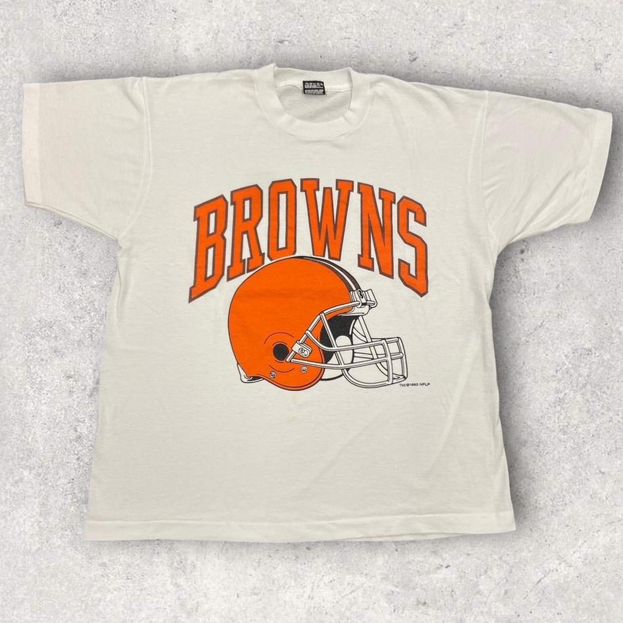 Vintage 90s USA Cleveland Browns NFL American football helmet graphic t-shirt