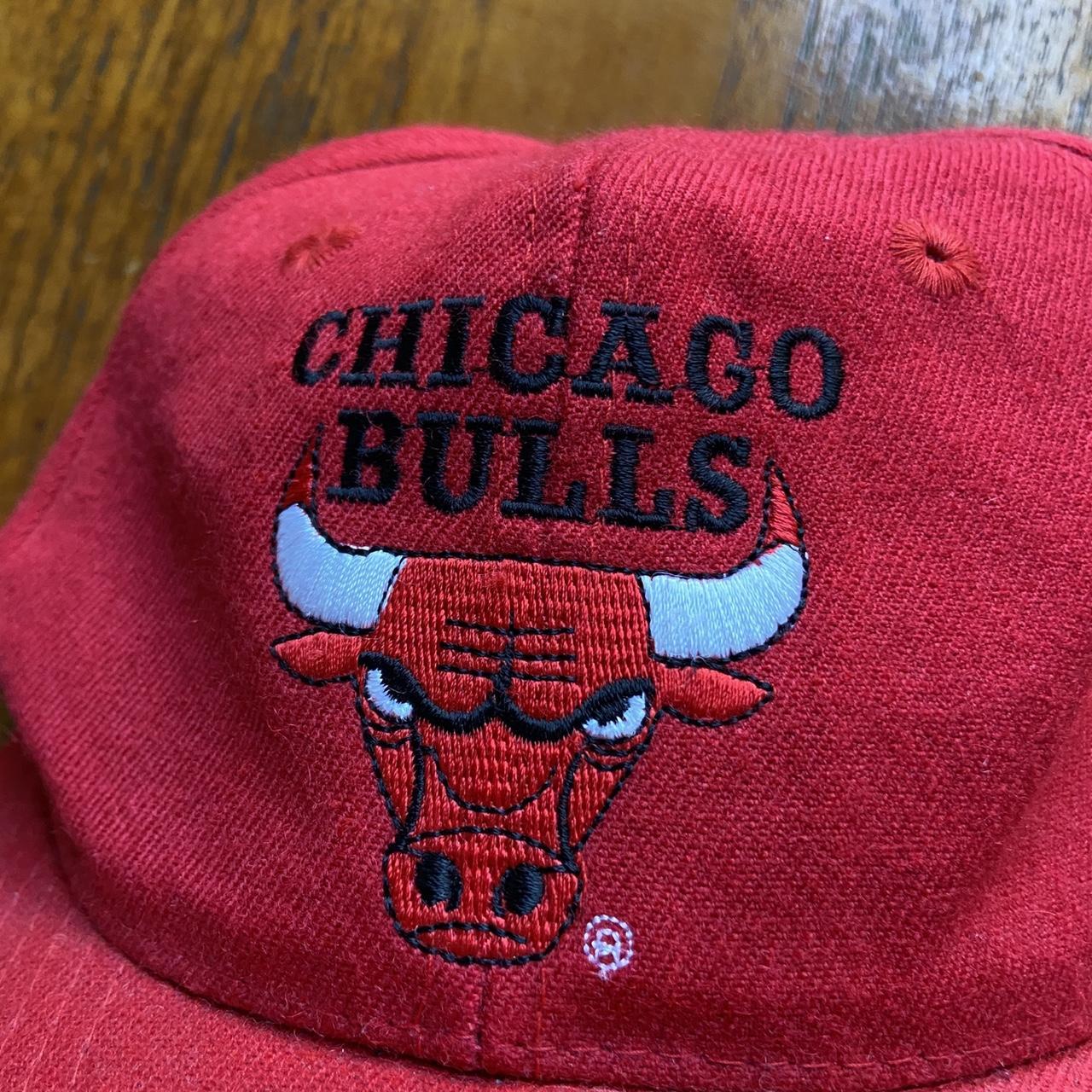 Vintage 90s USA Chicago Bulls NBA basketball red cap