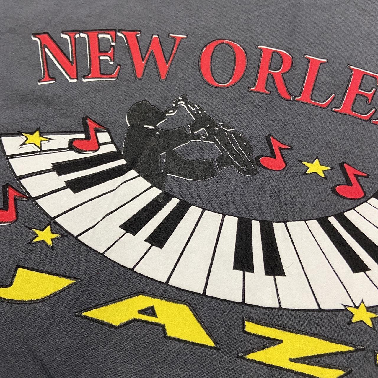 Vintage 2000s New Orleans Jazz festival Louisiana graphic grey t-shirt