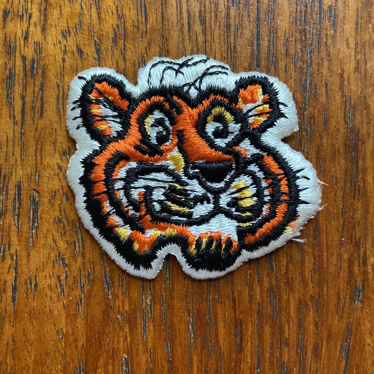 Vintage 80s USA tiger face nature wildlife embroidered sew on badge