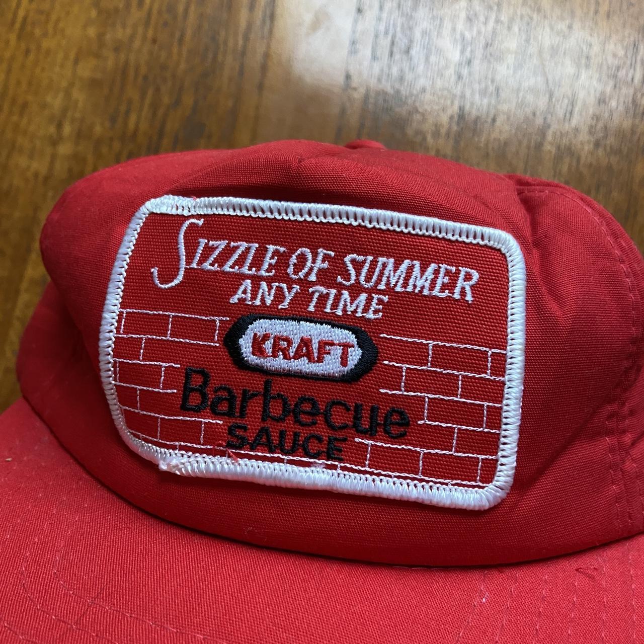 Vintage 90s USA Kraft Barbecue Sauce graphic red cap