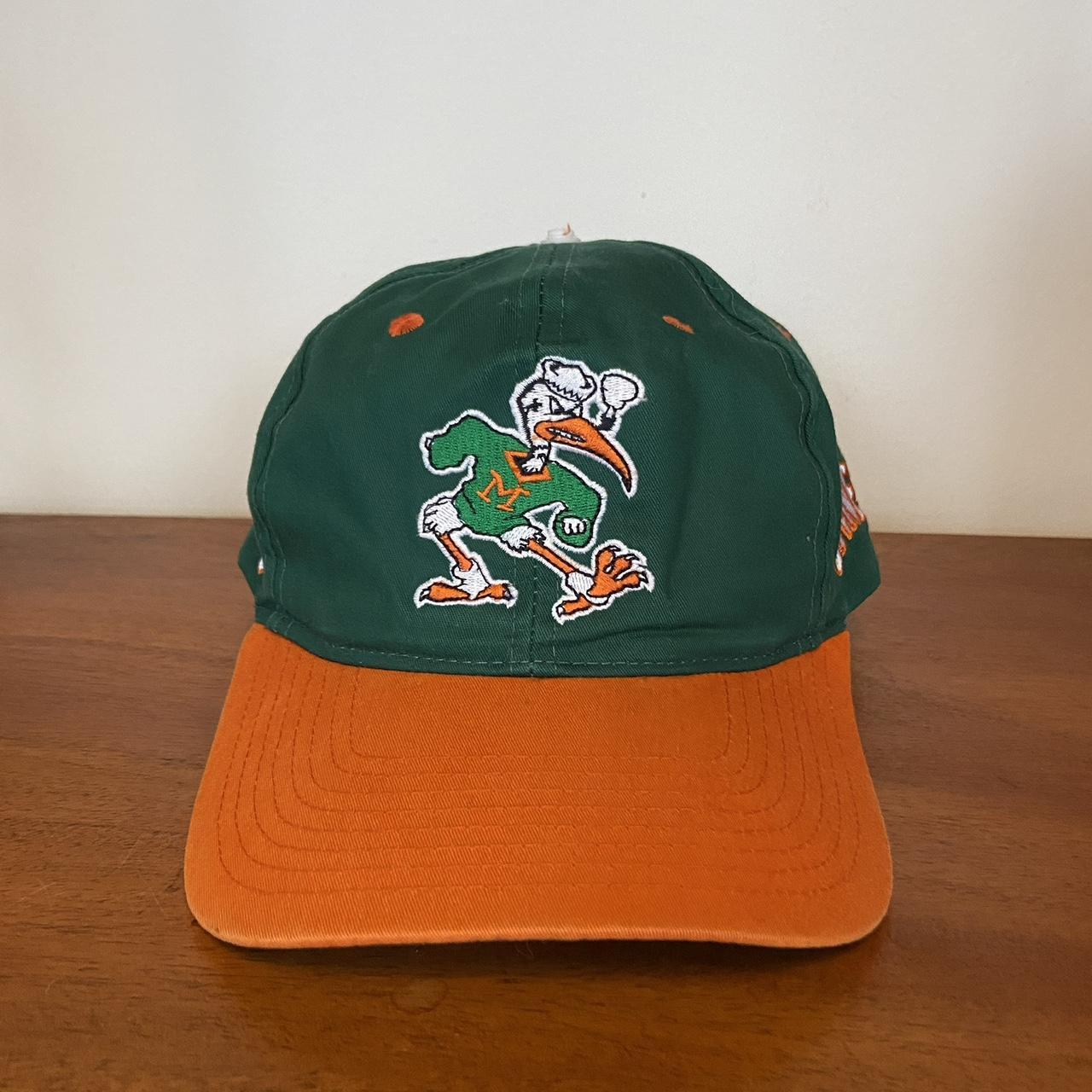 Vintage 90s USA university of Miami hurricanes college football nfl graphic cap