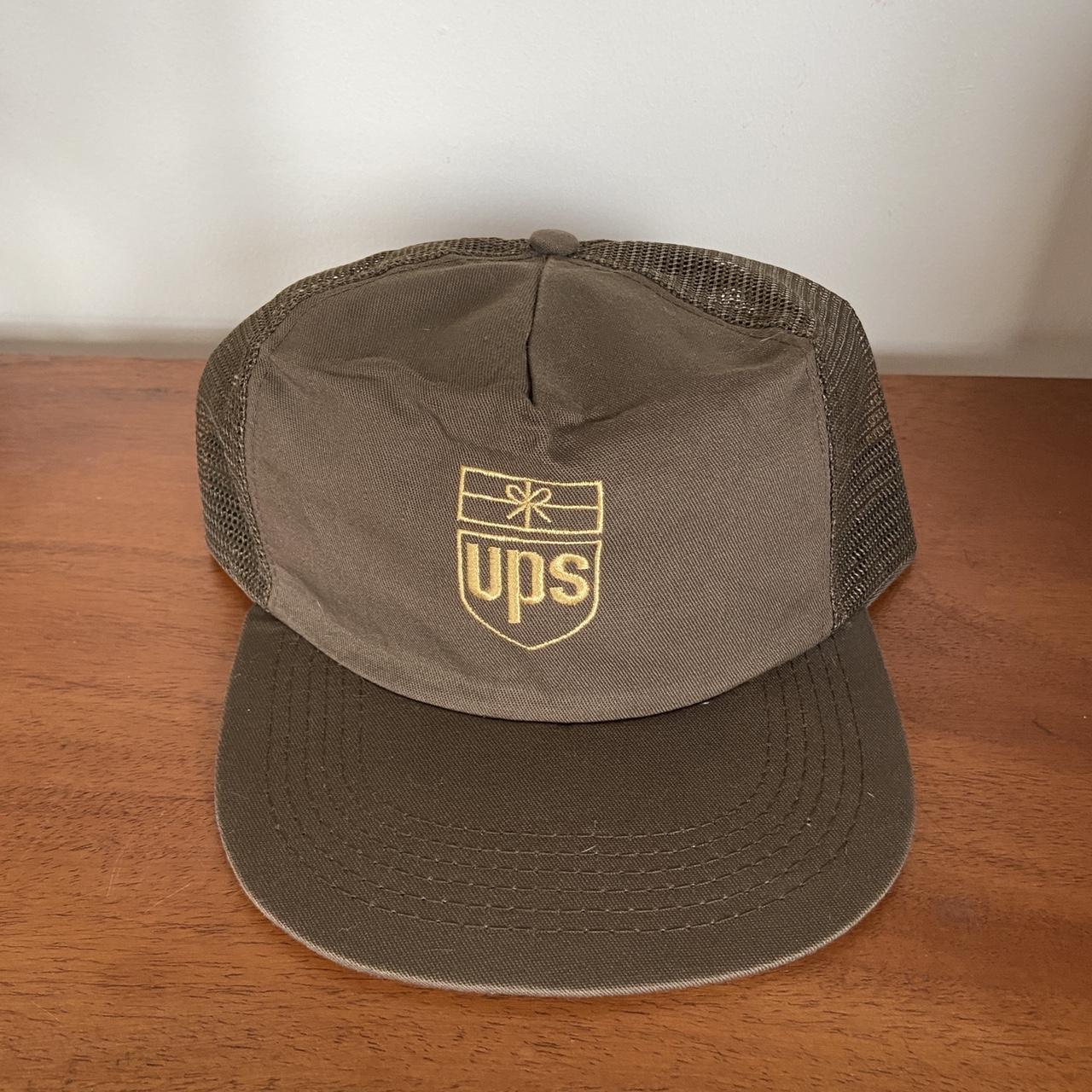 Vintage 90s USA UPS courier service graphic brown trucker cap