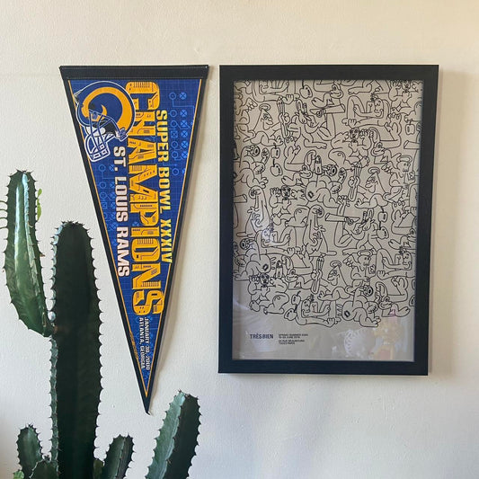 Vintage 90s USA St Louis Rams NFL American Football Super Bowl felt pennant