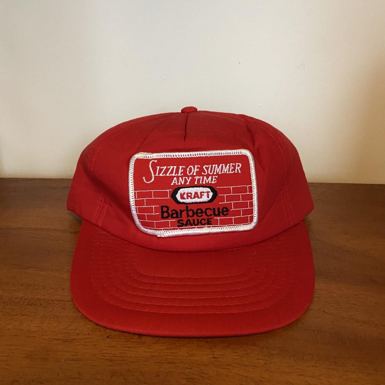 Vintage 90s USA Kraft Barbecue Sauce graphic red cap