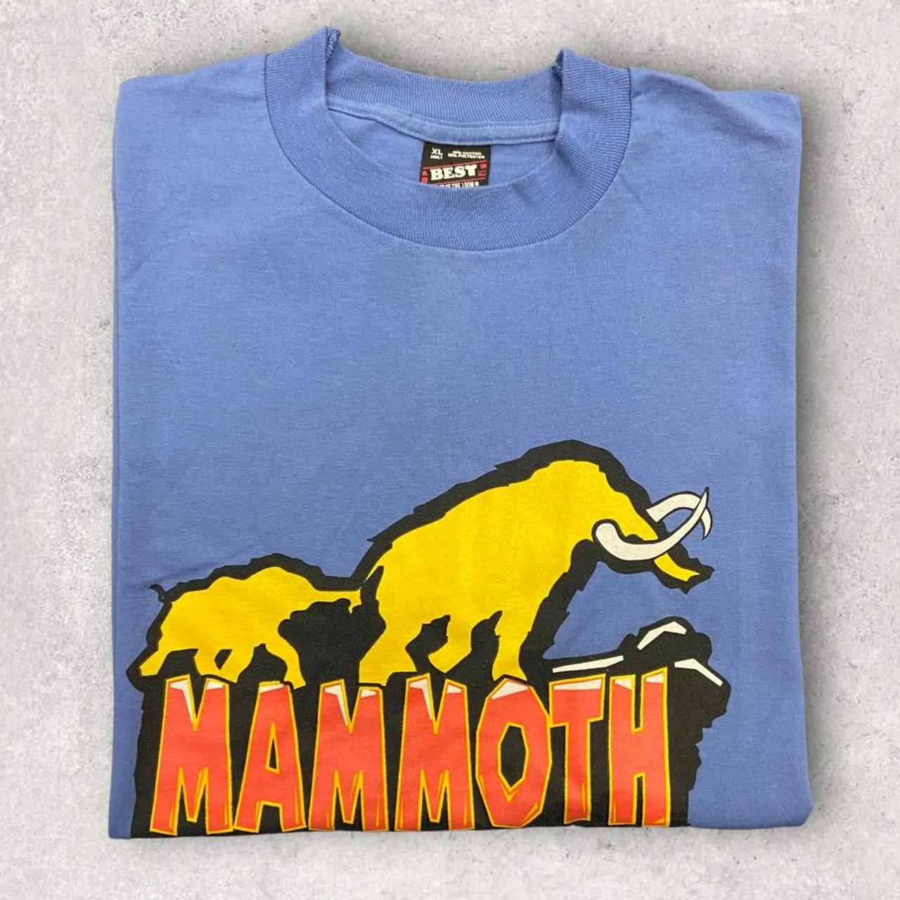 Vintage 90s USA mammoth mammals at the Toledo zoo Ohio graphic t-shirt